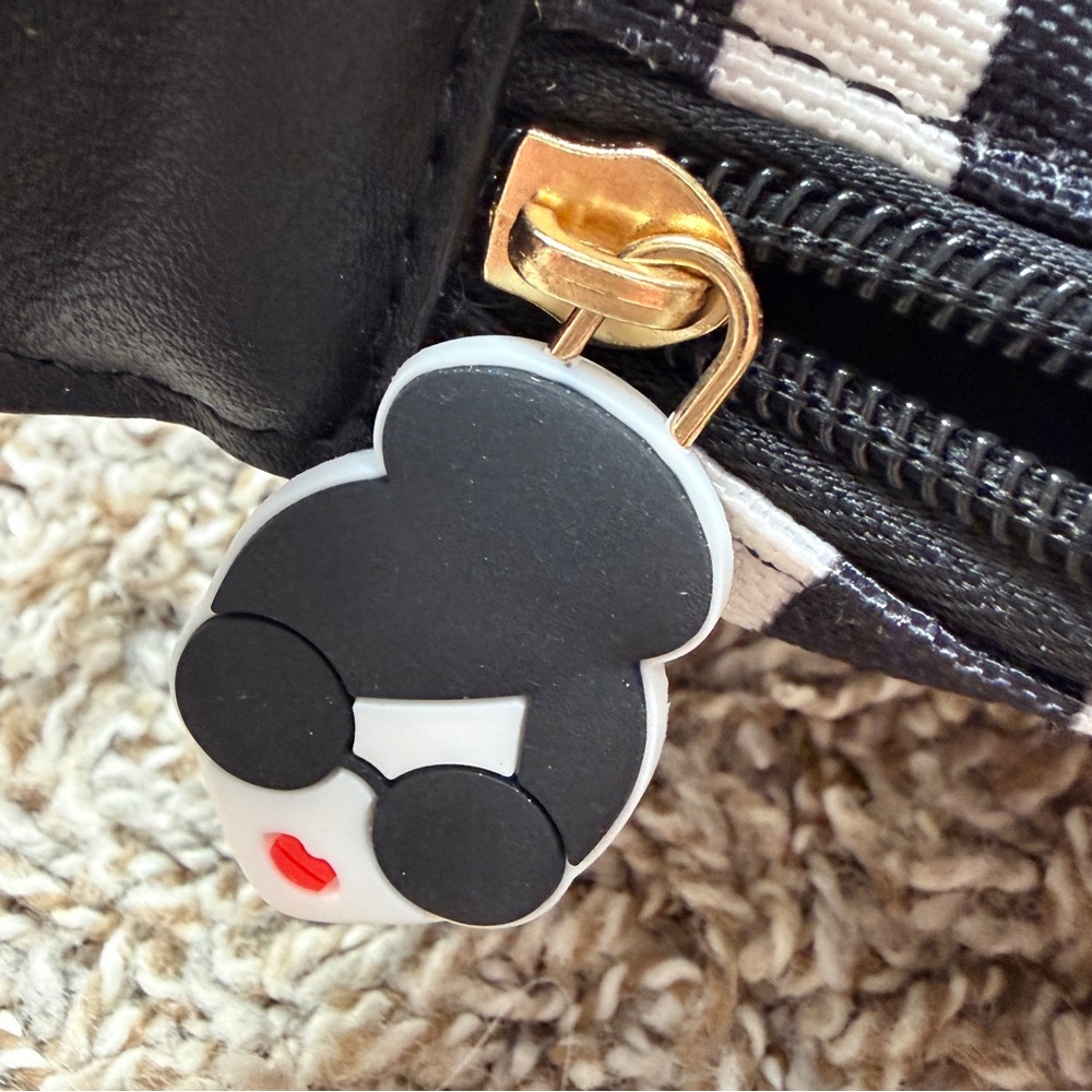 Alice + Olivia Black and White Vertical Stripe Tote - Picture 10 of 11